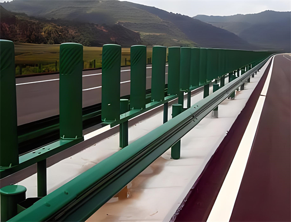 日照三波护栏板在高速公路的应用